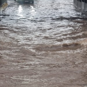 Defesa Civil alerta para chuvas persistentes e risco de transtornos em todo o Estado entre sábado e segunda